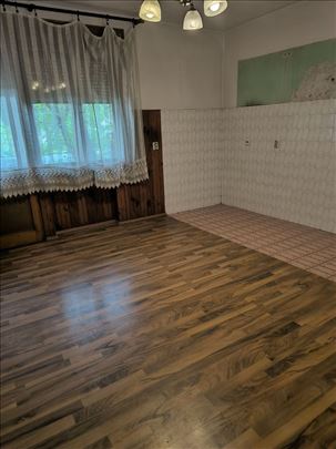 Kuća u Bečmenu 120m2