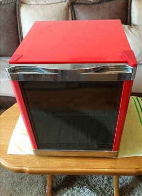 Mini frižider Coca-Cola
