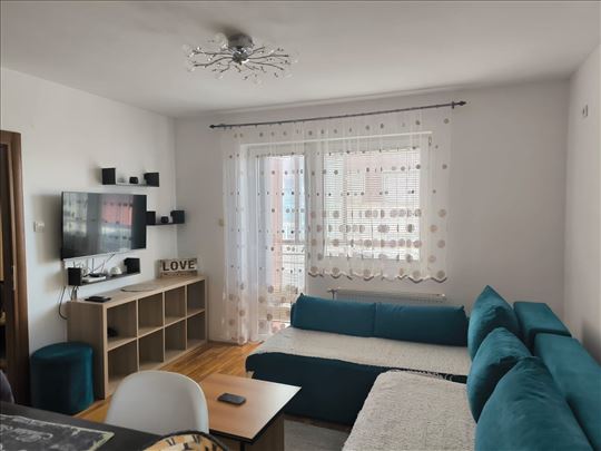 Mirijevo I, Trosoban stan sa parkingom, 50m2 