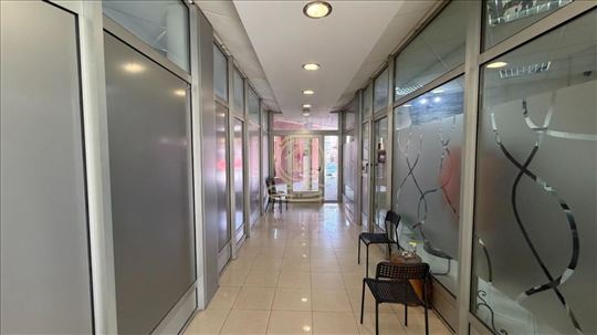 Na prodaju Lokal 31 m², prizemlje, Kragujevac