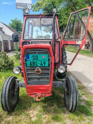 Traktor IMT 542