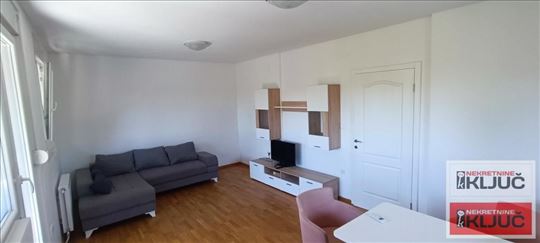 Detelinara, 62m2, Trosoban-Duplex, Namešten