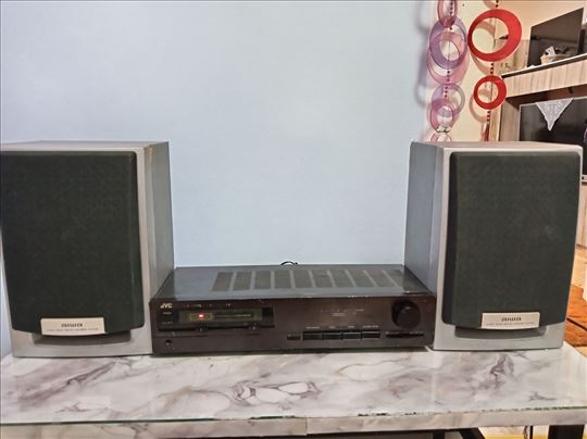 pojacalo jvc 80 do 100 wati