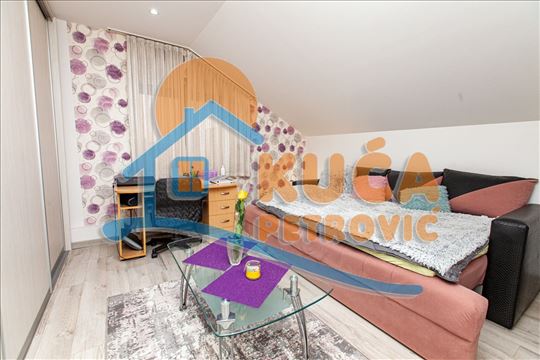Sprat u kući, 75 m2, Duvanište