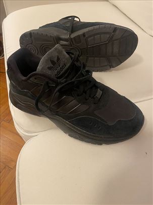 ADIDAS patike