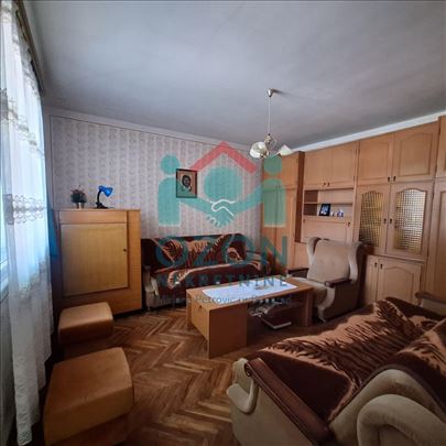 Centar Zemun Polja, uknjižen stan, dvorište, šupa