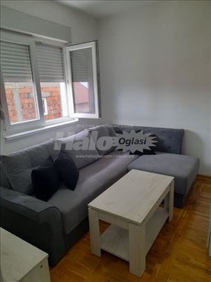 Izdajem Nov stan(garsonjera )30m2 