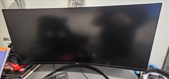 LG Monitor hitna prodaja