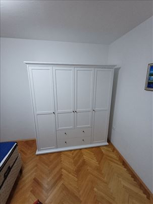 Montaža nameštaja i slika Beograd