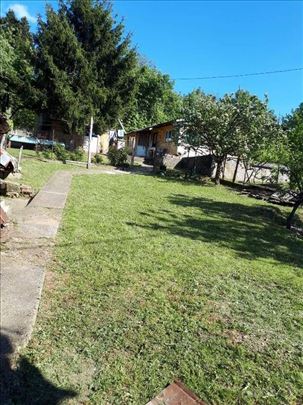 Pinosava, kuća, Avalski put