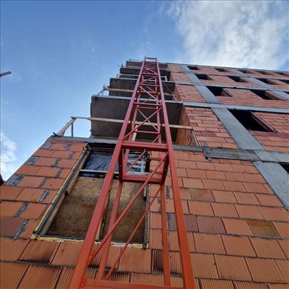 Vertikalna lift dizalica