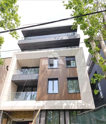 Luksuzna novogradnja, 87.69m2+dvorište 70m2, Bulev