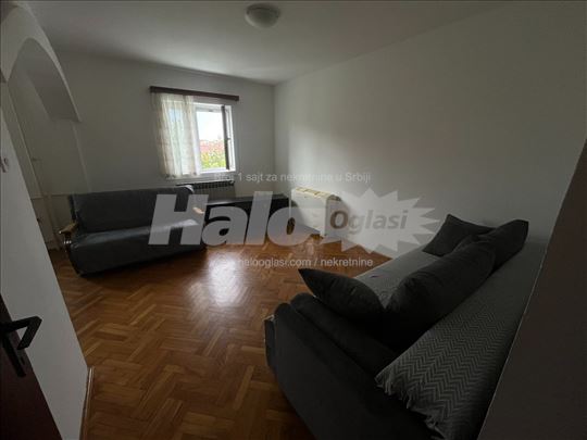 Banjica-namesten stan 60m2+terasa 10m2