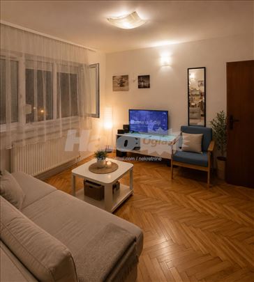 Izdajem stan Vozdovac