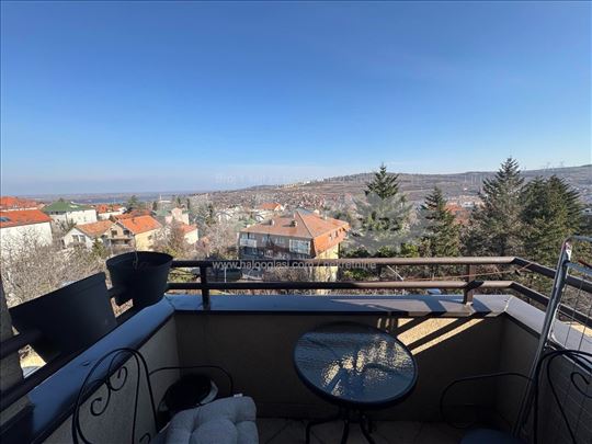 Lep stan sa pogled na Dunav
