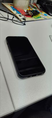 Prodajem iPhone 14 128GB