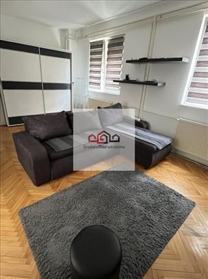 Centar 1,5 stan od 40m2