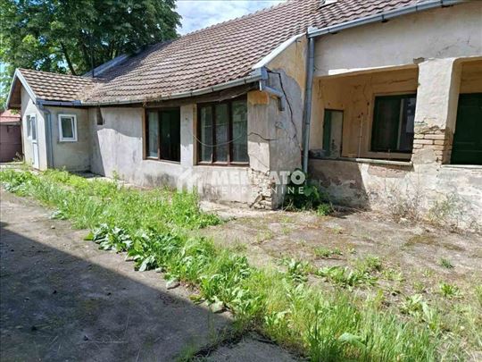 Kuća za rušenje, širi centar, Zrenjanin ID#1483