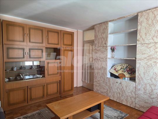 Novi Beograd blok 61 stan 47m2 Jurija Gagarina