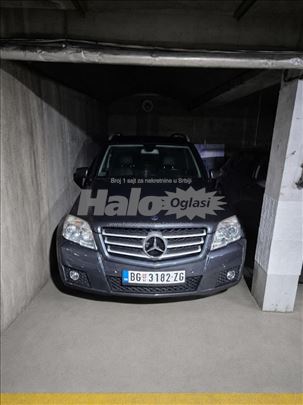 Prodaja Garaze Blok 22 / Garaza prodaja S. Centar