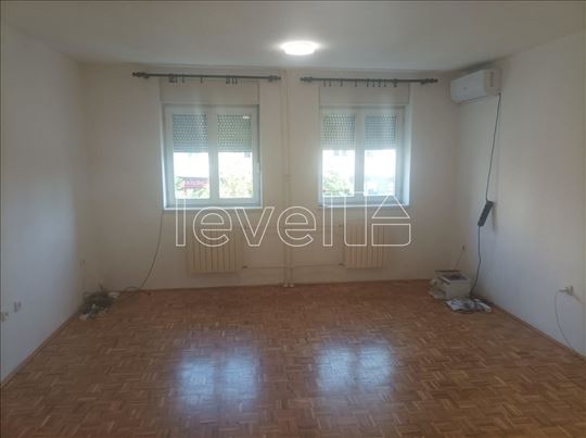 Stan,Novi Sad,Socijalno,kv: 38.00