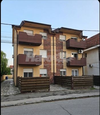 Batajnica 62kvm kompletno namesten