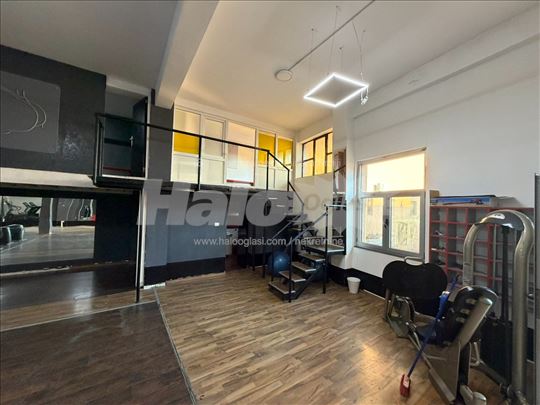 Izdajem lokal 180m2 Kaluđerica