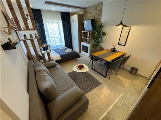 LUX Studio sa pogledom