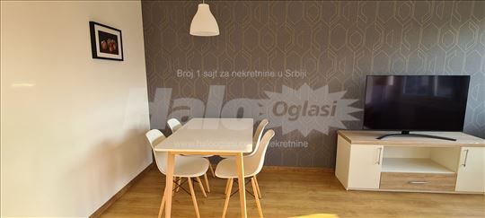 1.5-soban stan Hotel Jugoslavija – Energoprojekt