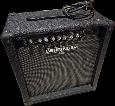 Gitarsko pojačalo BEHRINGER GTX30