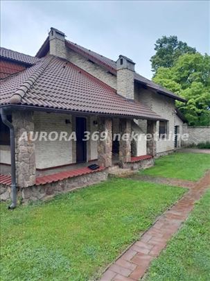 Izuzetna KuĆa U Ravnom Selu - Vrbas