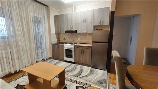Lep 2.5 stan, 56m2, Sajam