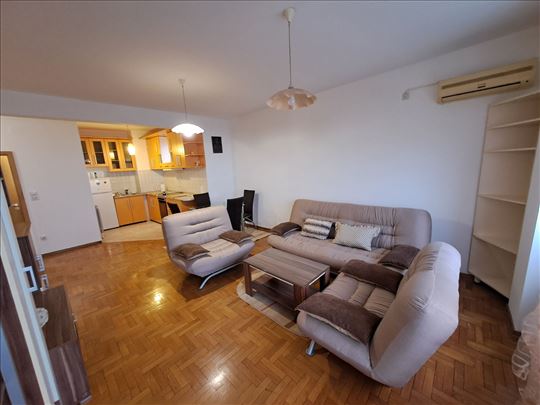 Novogradnja 50 m2, Živka Davidovića