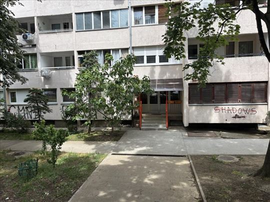 Odličan stan u naselju Braće Jerković-VN 033