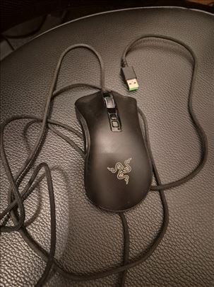 Razer Deathadder V2 miš