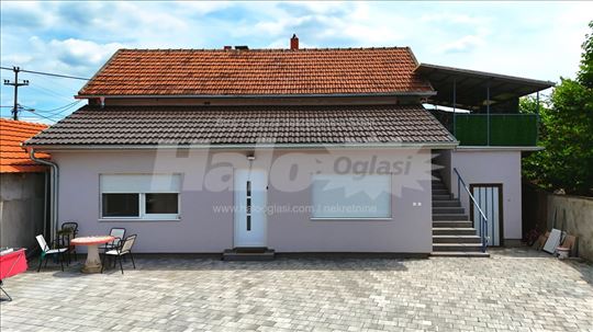 Prodajem kuću u Batajnici