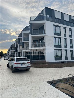 Stan u Starim Banovcima Dunavska Panorama