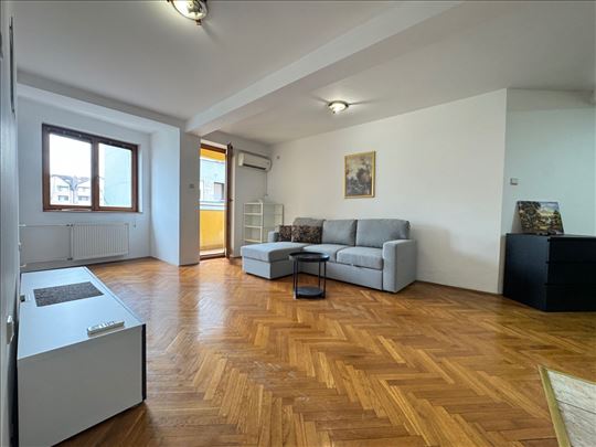 Stari Grad, Petra Drapsina, 61m2, 2.0, useljiv