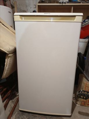 Beko frizider mali