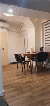 Izdavanje stana Novi Sad – Namešten, 450€, svi tro