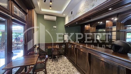 Izdavanje ugostiteljskog lokala 150m² sa inventaro