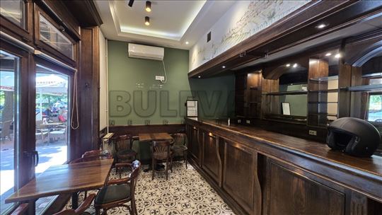 Izdavanje ugostiteljskog lokala 150m² sa inventaro