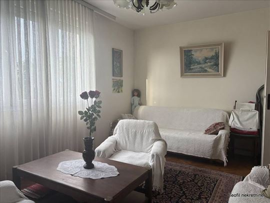 Karaburma, 2.5, 64(T), uknjižen