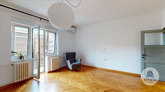 Kompletno renoviran porodičan stan na Keju – 80m²,