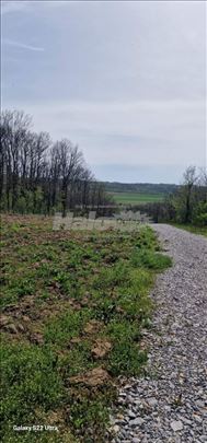 Prodajem plac na Kosmaju, idealno za vikendicu
