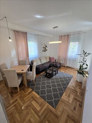 Stan,Novi Sad,Novo Naselje Šarengrad,kv: 37.00