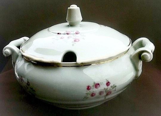 Stari veliki porcelanski čorbaluk/supijera. 3 lit.