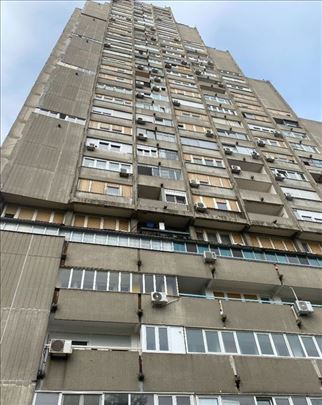 Konjarnik, soliteri