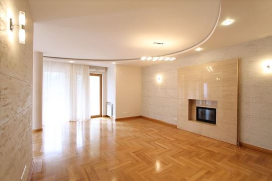 Luksuzan stan,4 spavaće,4 kupatila,Dedinje,ID 5145