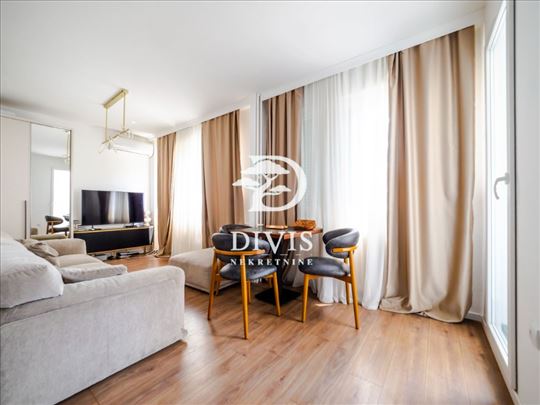 Namešten i renoviran 1.5 stan u Bloku 61, 44m2
